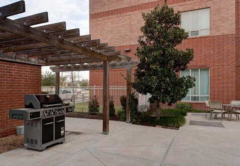Residence Inn Houston West Energy Corridor Servis gambar